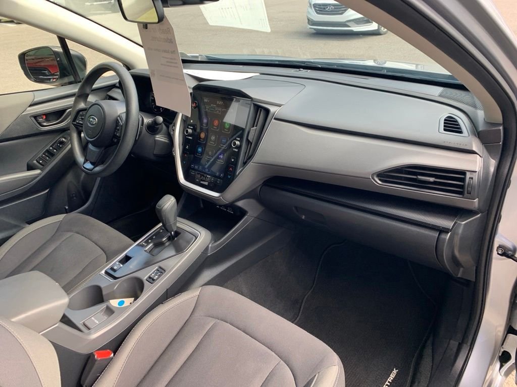 Used 2025 Silver Subaru Premium image 21