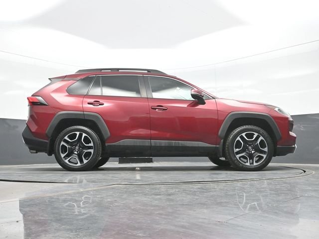 Used 2019 Red Toyota Adventure image 24