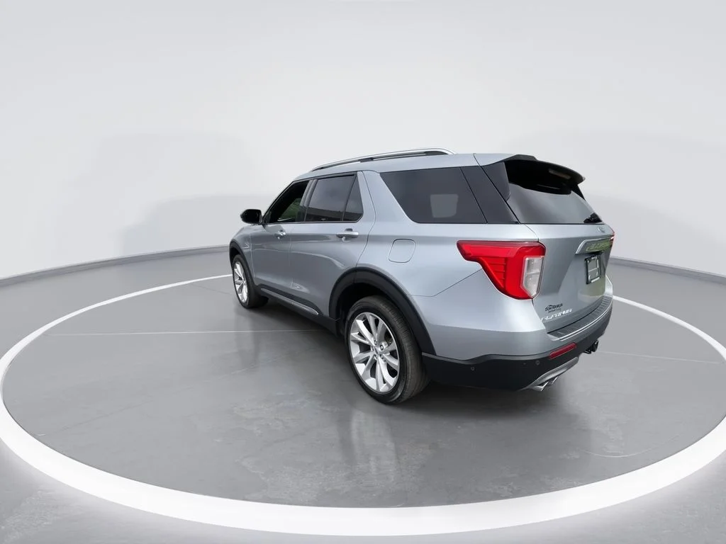 Used 2021 Silver Ford Platinum image 6