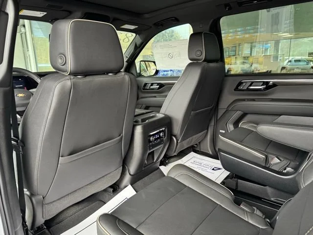 2026 Chevrolet Suburban Premier - Photo 20
