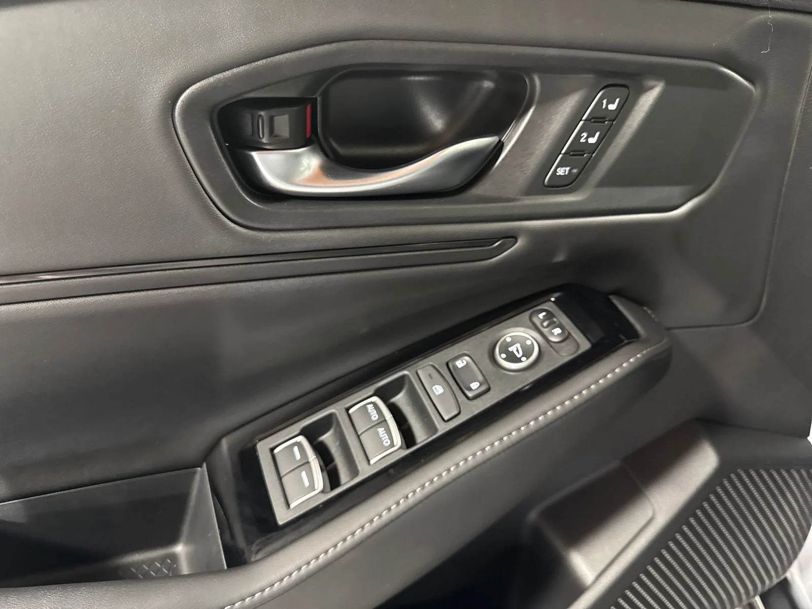 2023 Honda Accord Hybrid Touring - Photo 16