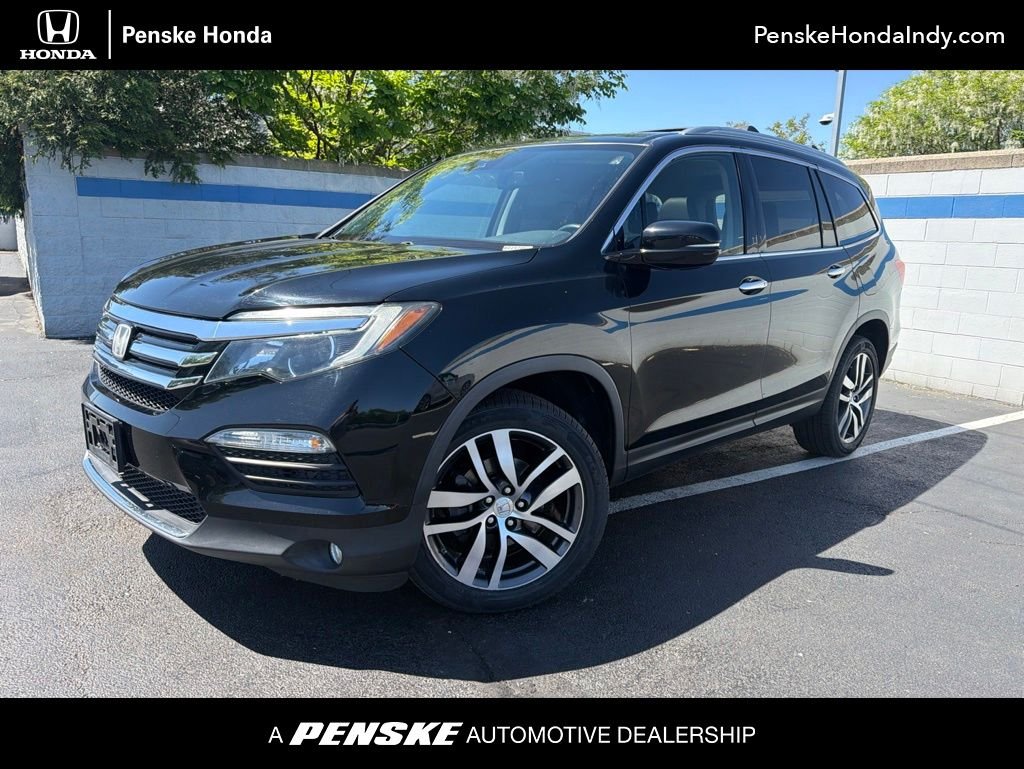 2017 Honda Pilot 4WD Touring's photo
