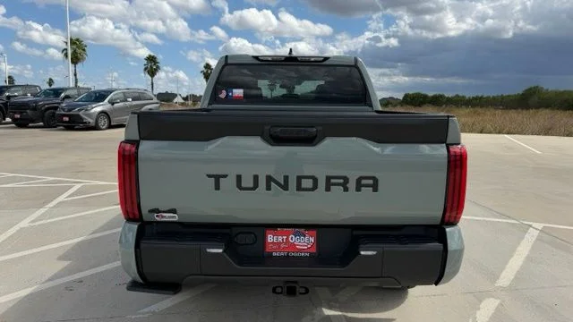 New 2026 Lunar Rock Toyota SR5 image 5