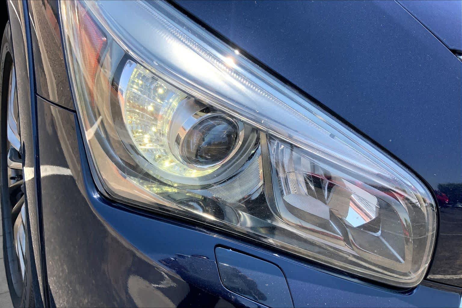 Used 2017 Hermosa Blue INFINITI Limited image 27