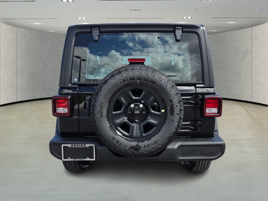 New 2026 Black Clear-Coat Exterior Paint Jeep Sport image 4
