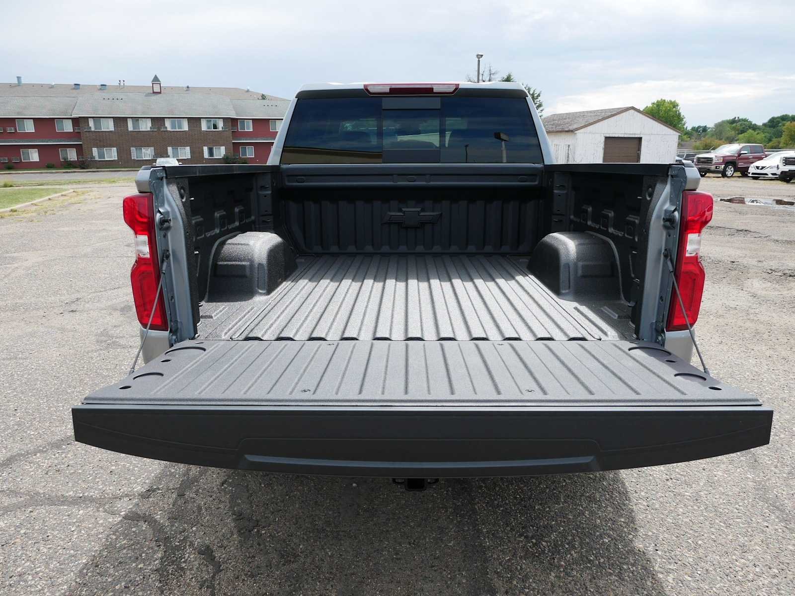 2026 Chevrolet Silverado 1500 RST - Photo 10