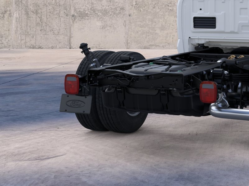 New 2026 Oxford White Ford F-350® XL image 21