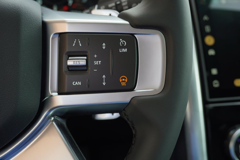 New 2026 Santorini Black Land Rover S image 17