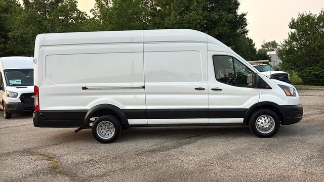 Used 2020 Oxford White Ford Base image 27