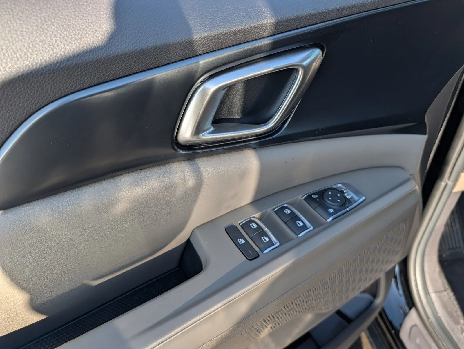 2026 Kia Carnival LXS - Photo 25