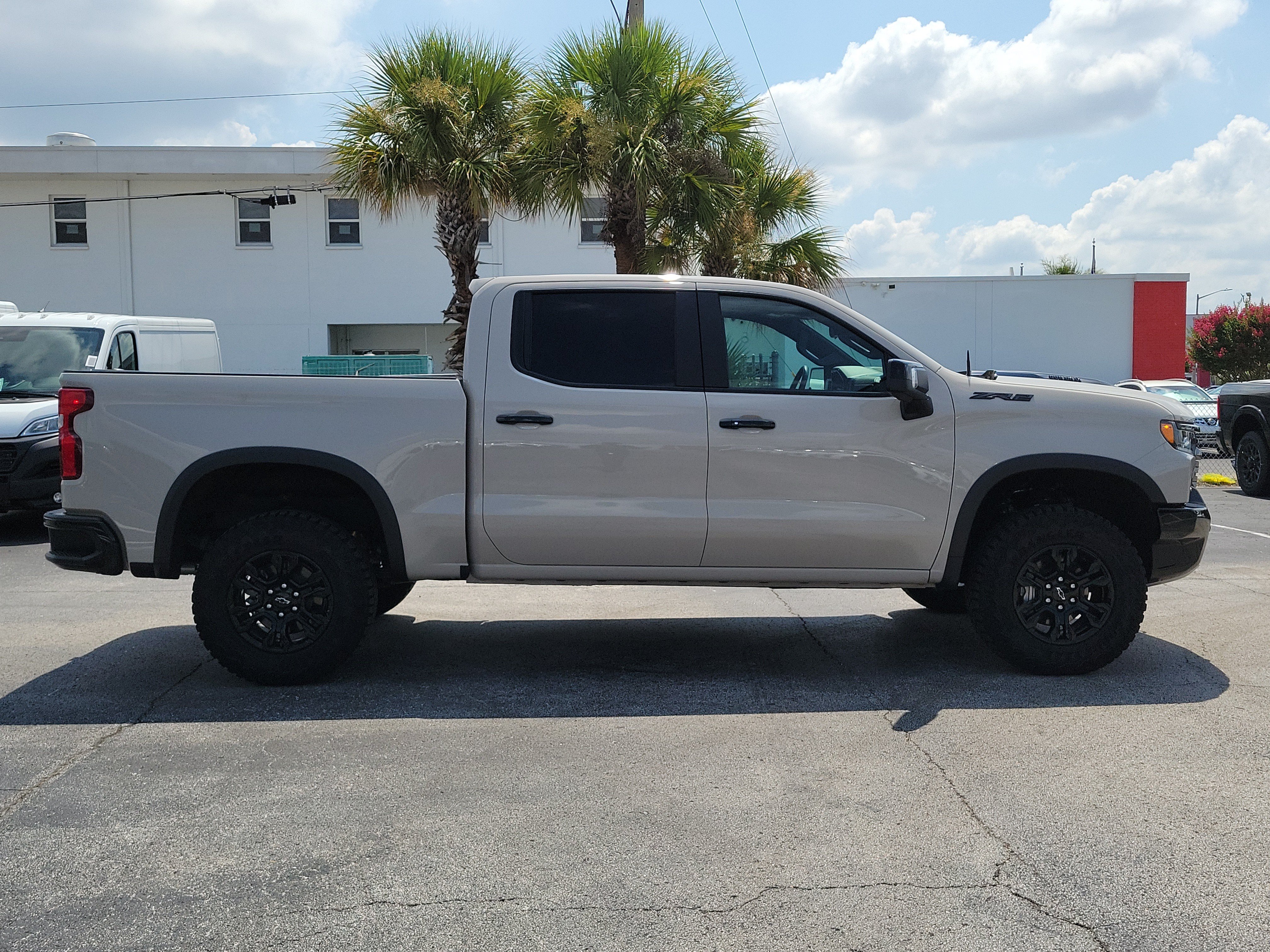 Used 2026 White Sands Chevrolet ZR2 image 8