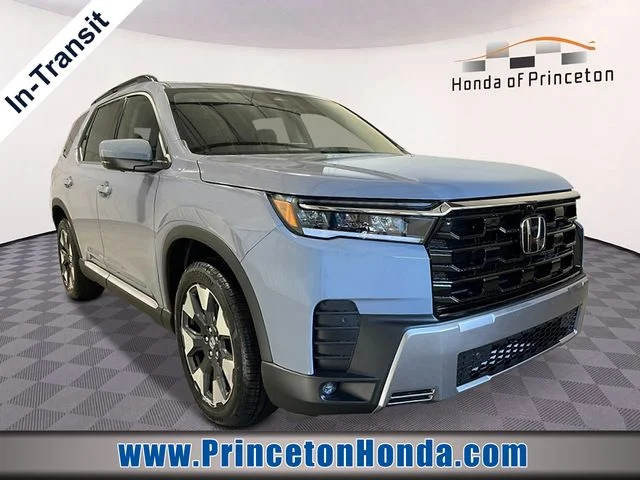 2026 Honda Pilot Touring AWD's photo