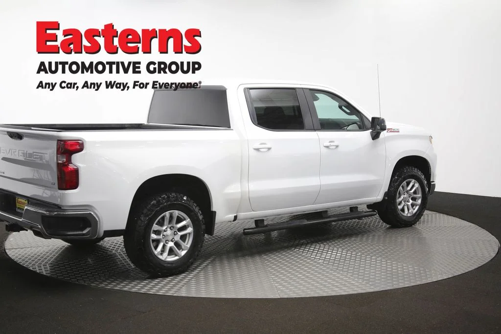 Used 2023 White Chevrolet LT image 39