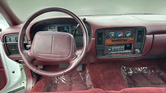 Used 1996 White Chevrolet Classic image 10