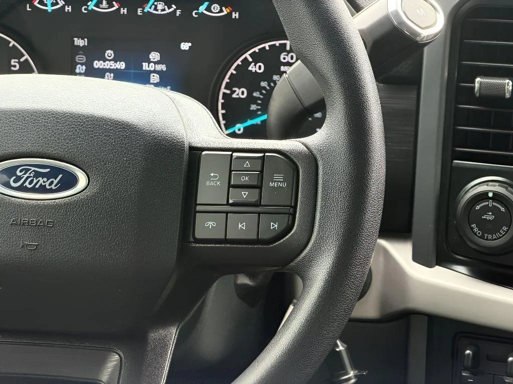 Used 2023 Oxford White Ford XLT image 12