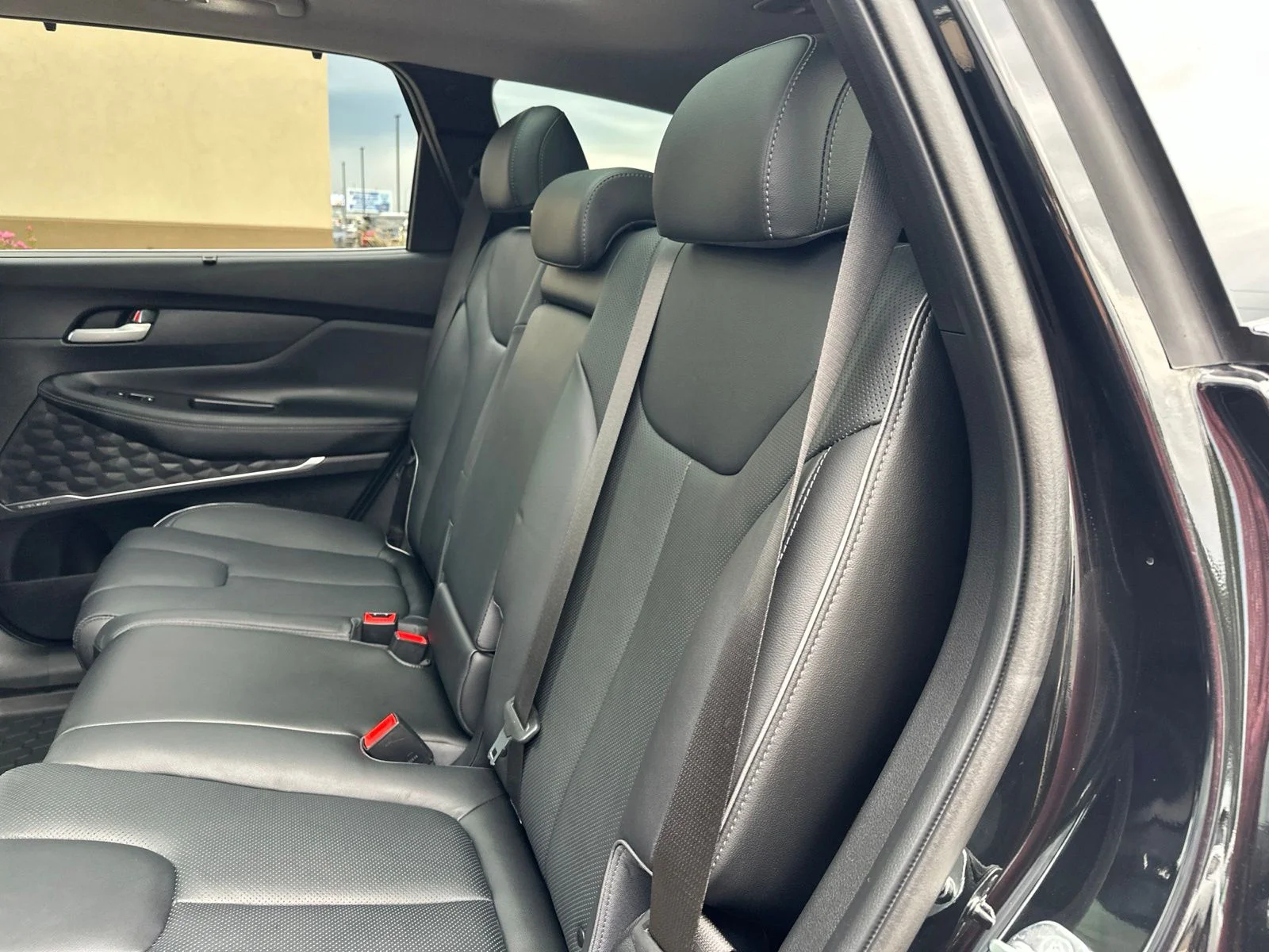 Used 2023 Black Hyundai Limited image 23