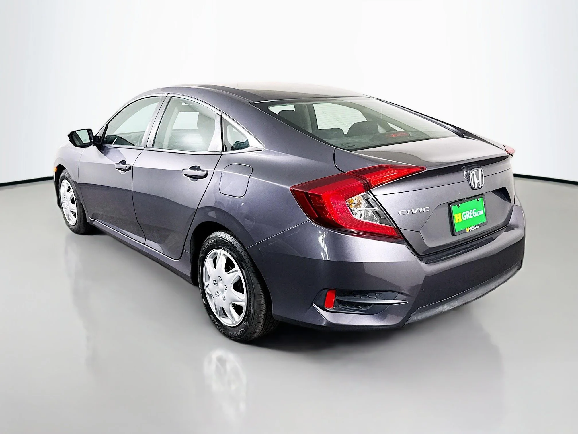 Used 2018 Modern Steel Metallic Honda LX image 5
