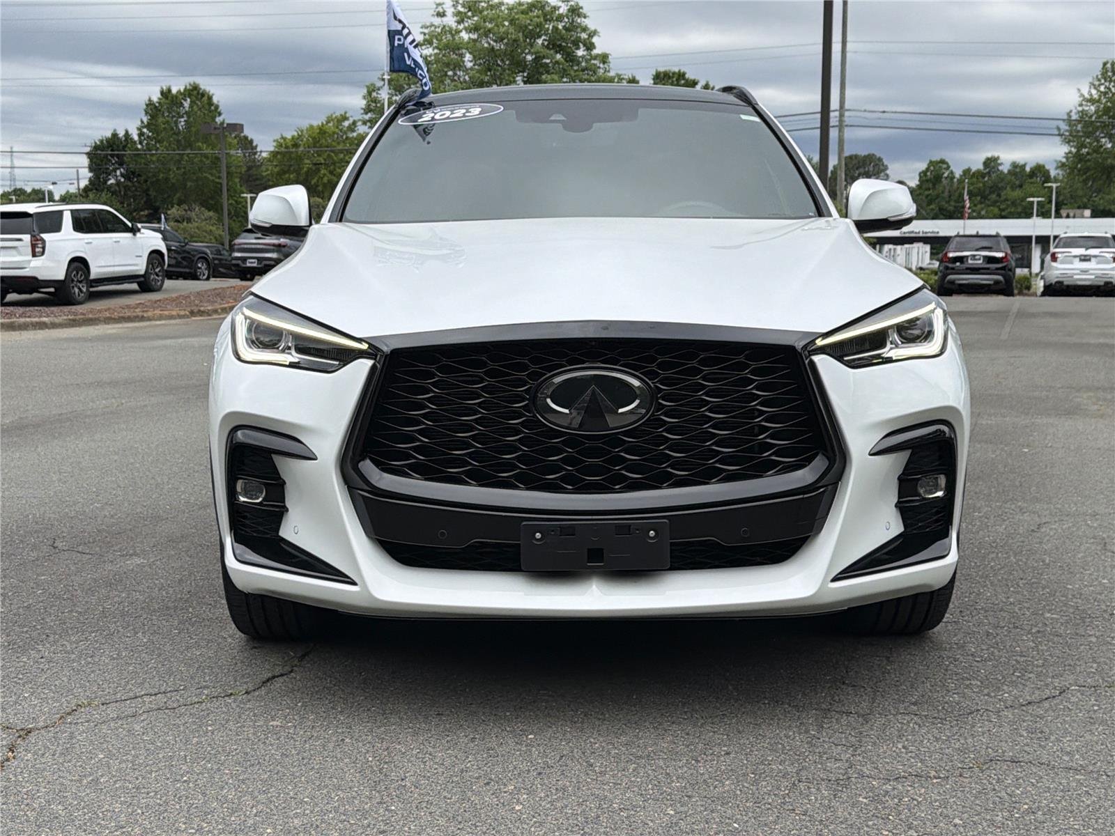 Used 2023 Radiant White INFINITI SPORT image 31