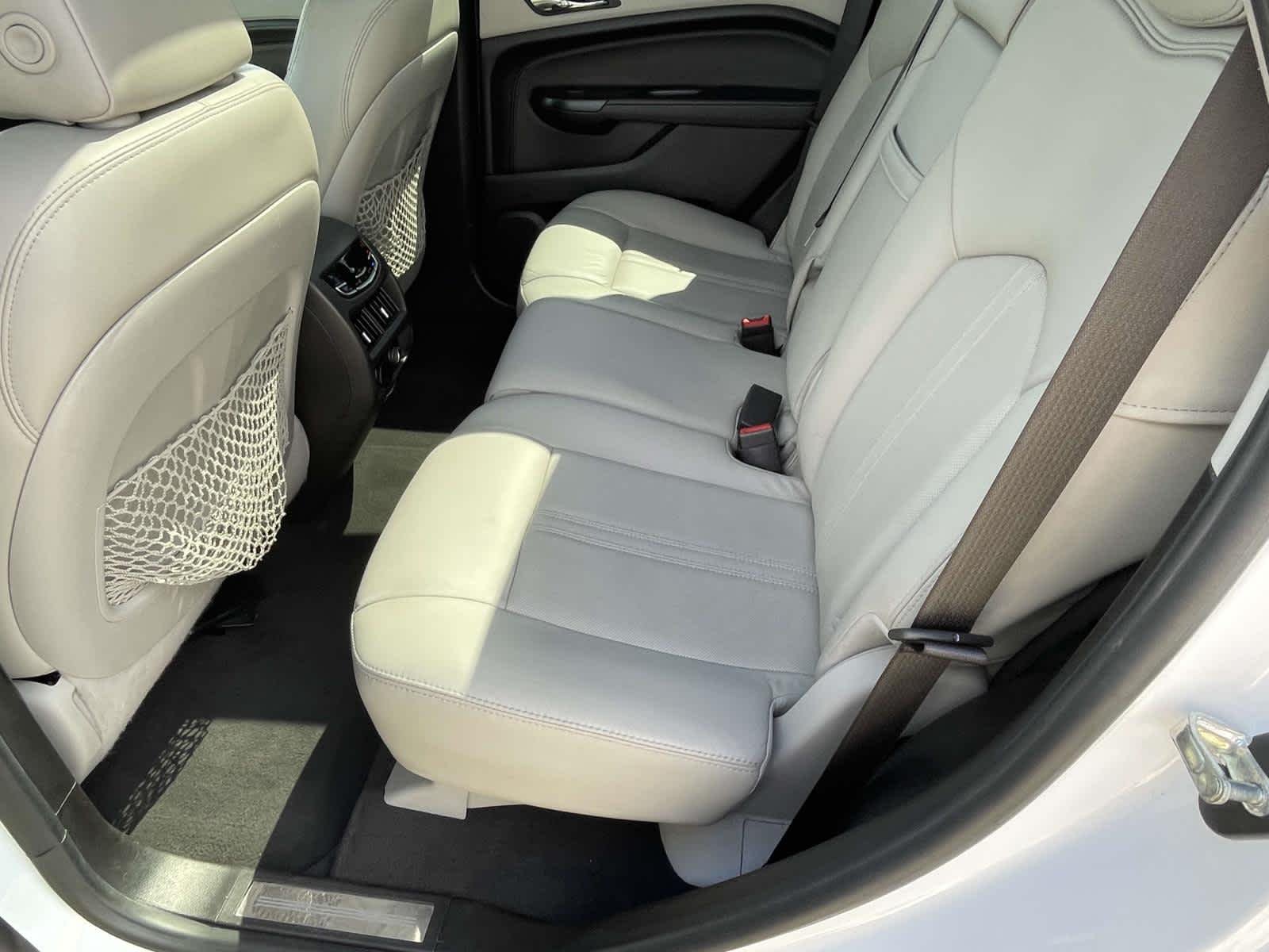 Used 2016 Platinum Ice Tricoat Cadillac Premium Collection image 22