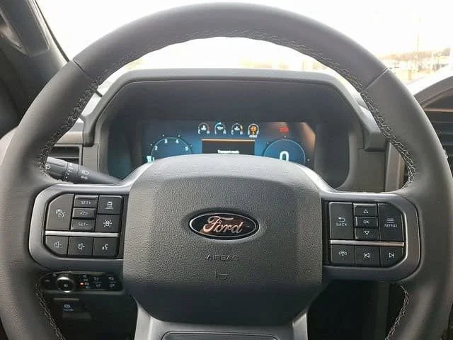 New 2026 Carbonized Gray Metallic Ford XLT image 14