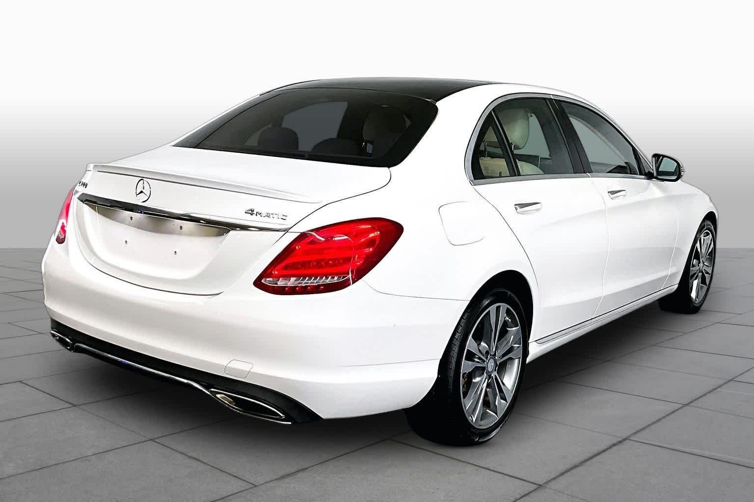 Used 2016 Polar White Mercedes-Benz C 300 image 13