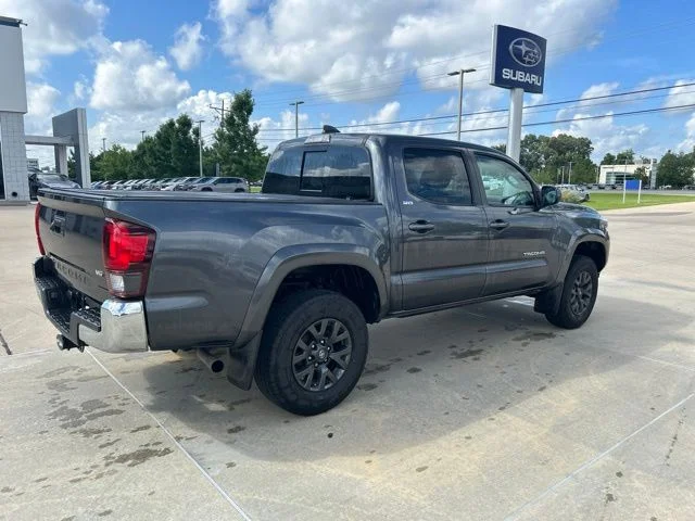 Used 2022 Gray Toyota SR5 image 5