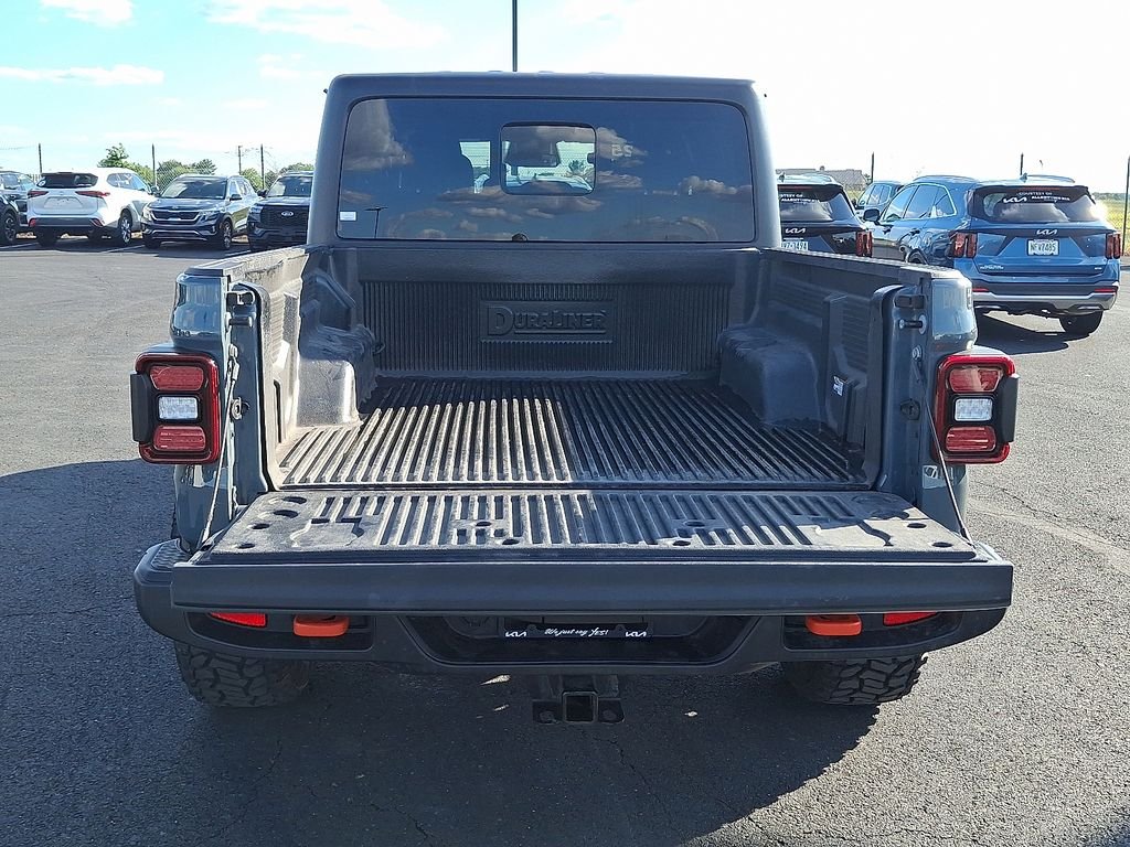 Used 2026 Gray Jeep Mojave image 27
