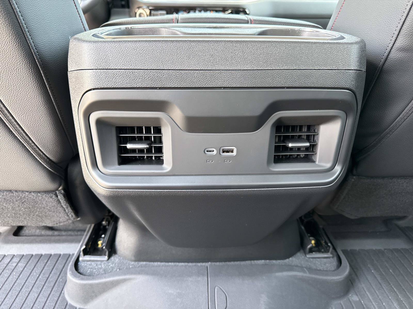 2026 Chevrolet Silverado 1500 RST - Photo 32