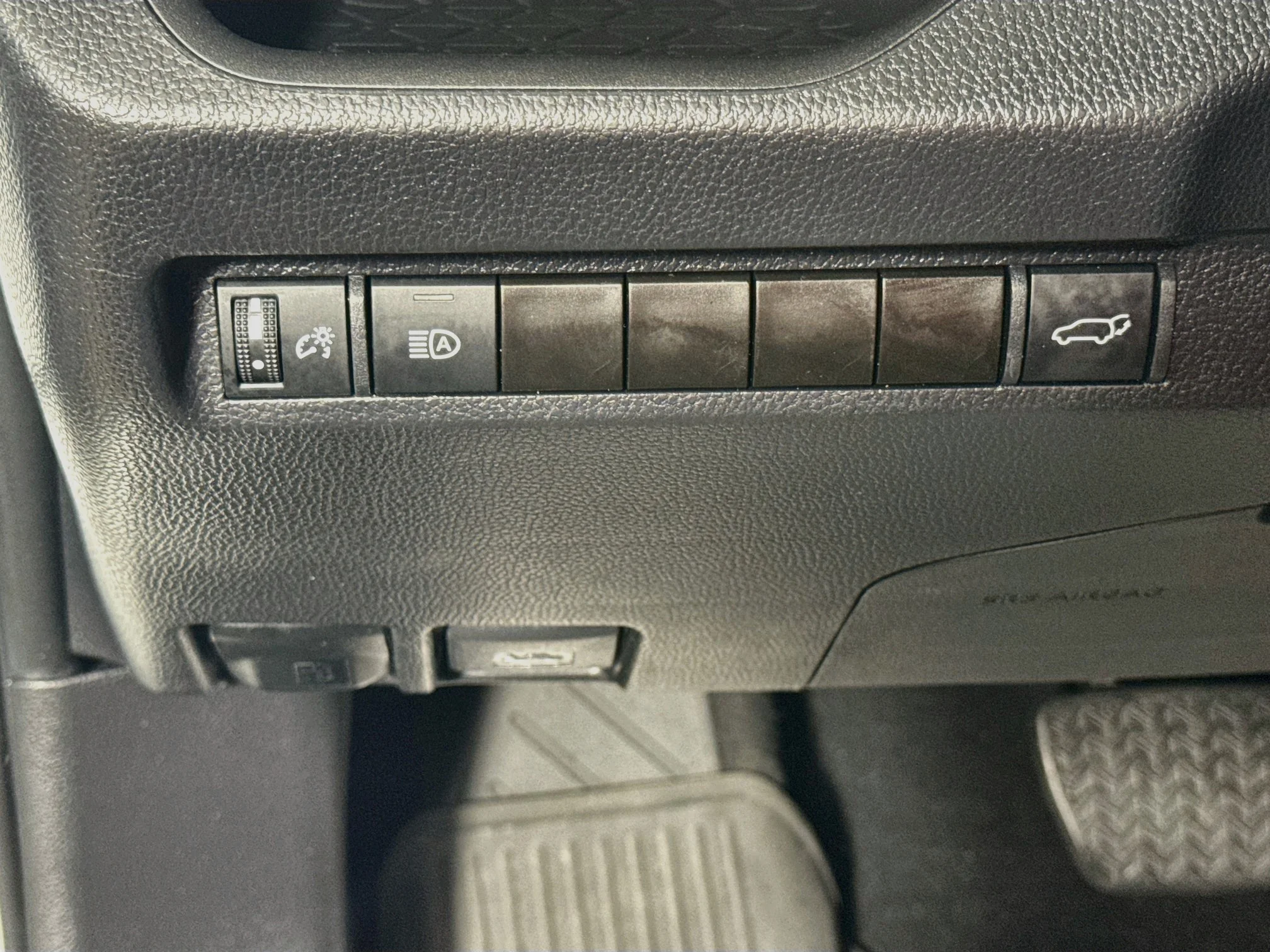 Certified Used 2024 Ice Cap Toyota XLE image 11