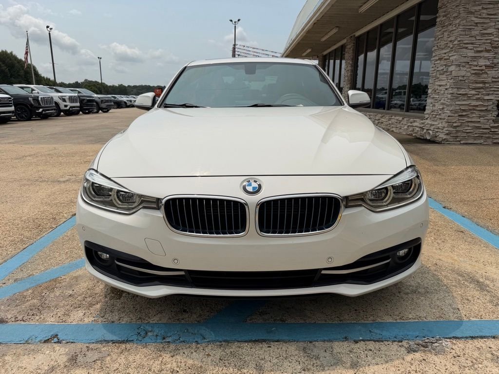 Used 2018 BMW 3 Series 330e with VIN WBA8E1C54JA178181 for sale in Saint Francisville, LA