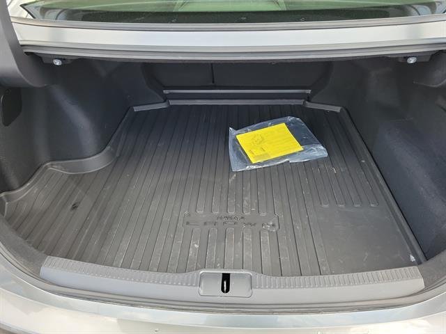 Certified Used 2024 PRECIOUS METAL Toyota  image 8