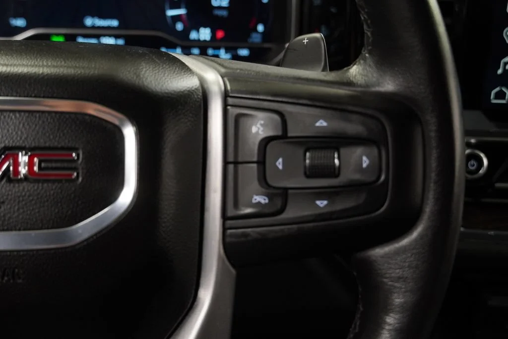 Used 2023 Onyx Black GMC Elevation image 22
