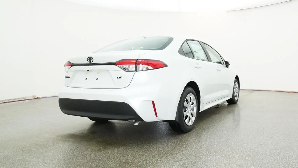 New 2026 Wind Chill Pearl Toyota LE image 21