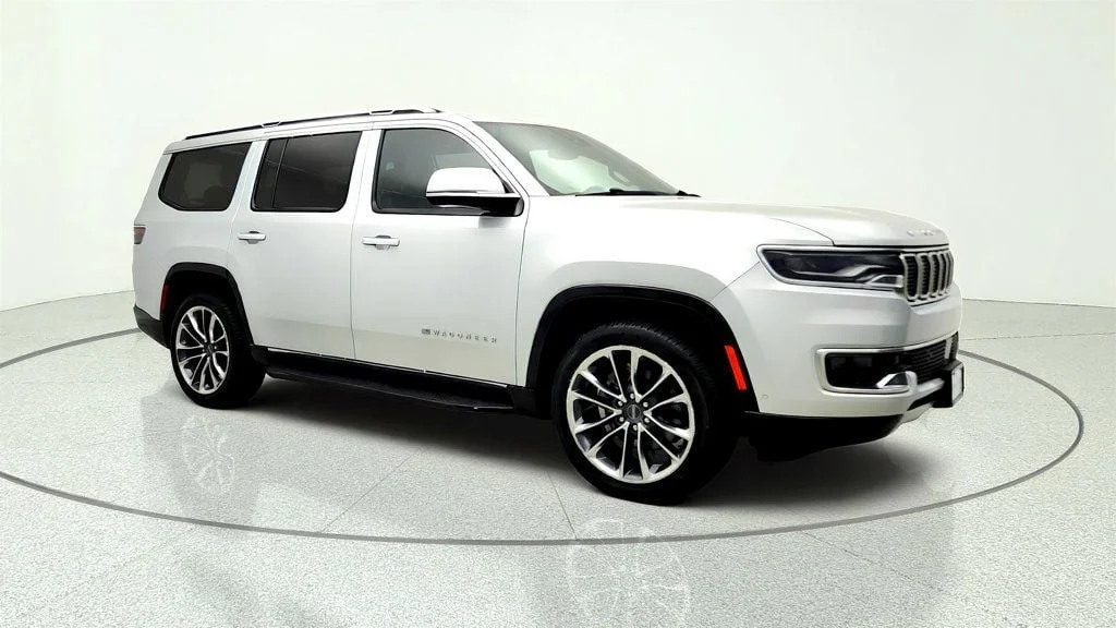 Used 2022 Silver Zynith Jeep Series II 4x4 w/ Premium Group (Pano Sunroof & 22