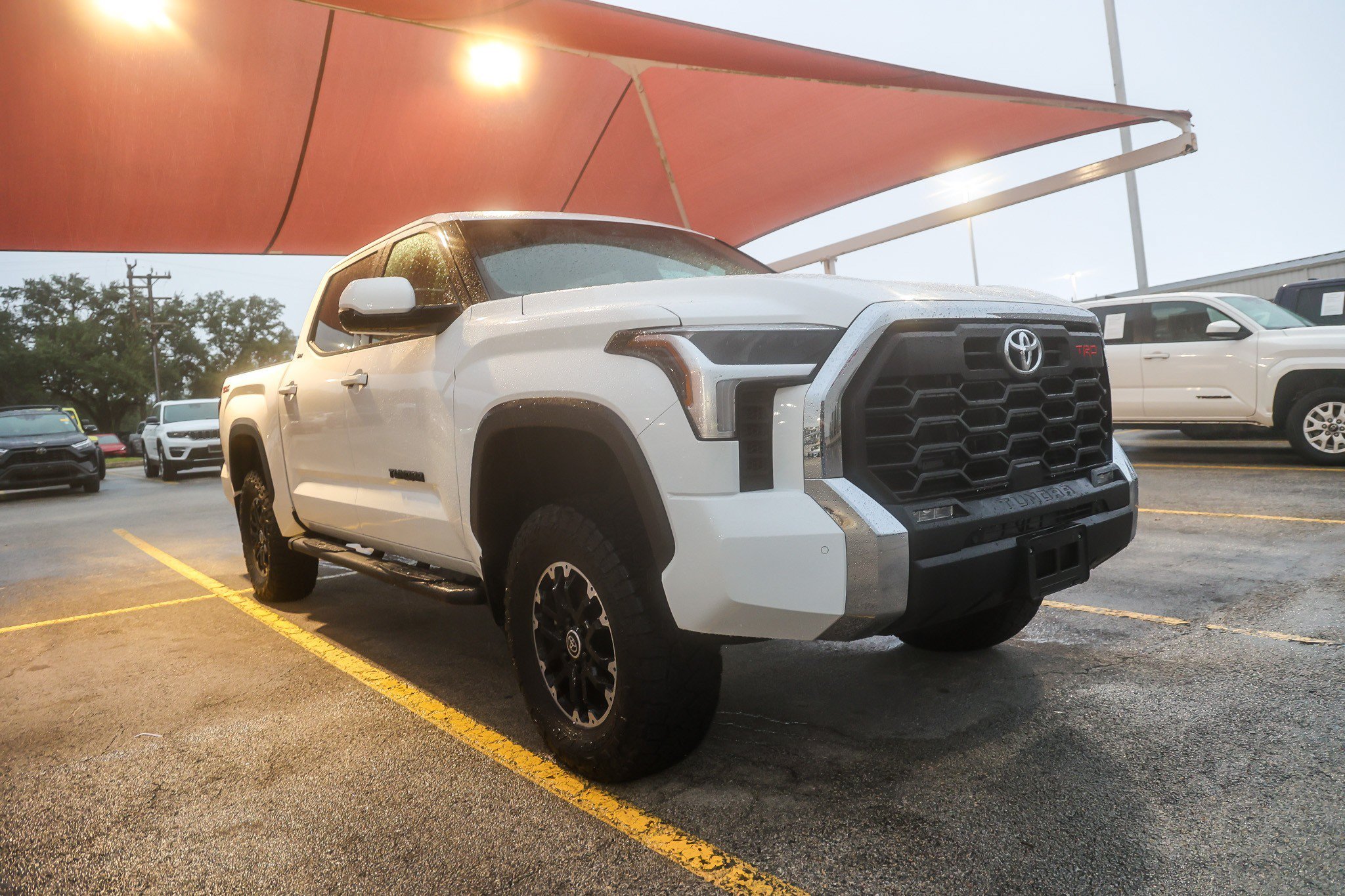 Used 2023 ICE CAP Toyota SR5 image 5