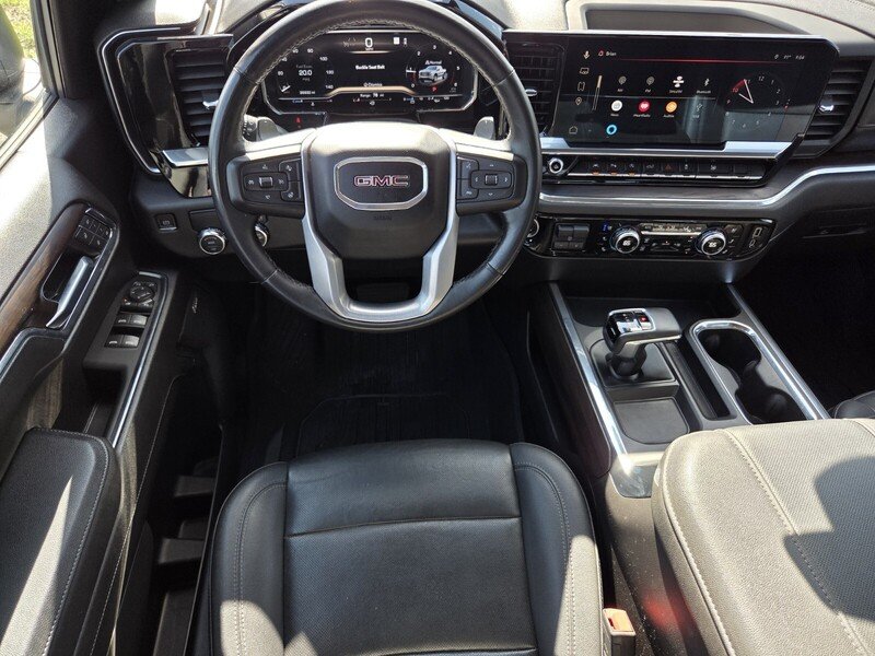 Used 2023 Onyx Black GMC 2WD CREW CAB 147" SLT image 12