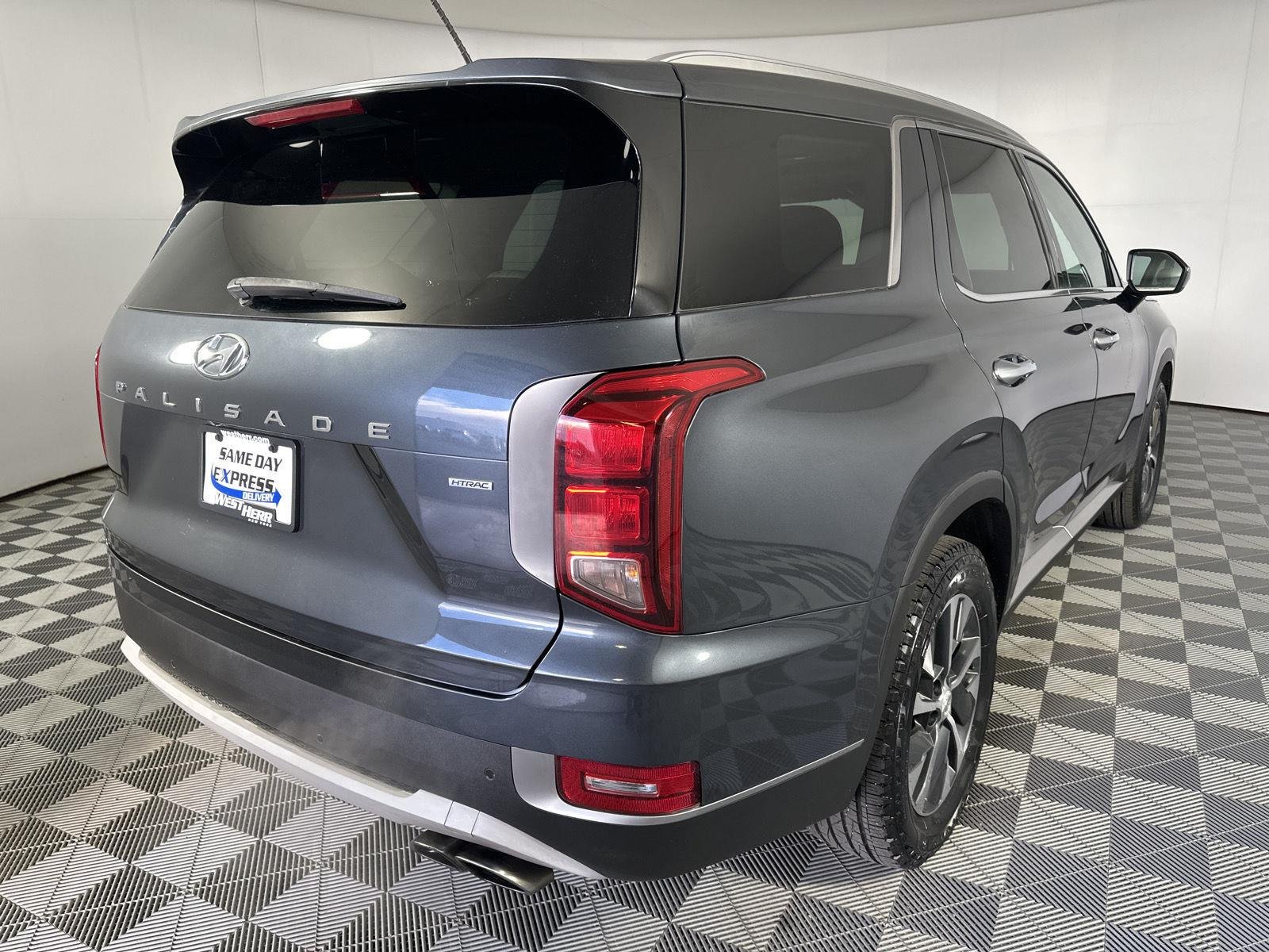 Used 2020 Steel Graphite Hyundai SEL image 7
