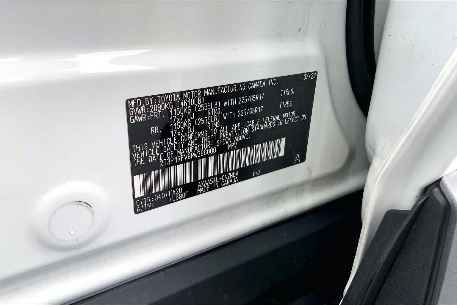 Used 2023 Ice Cap Toyota XLE image 37
