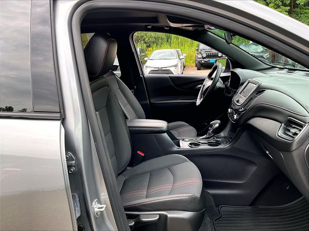 Used 2024 Gray Chevrolet RS image 11