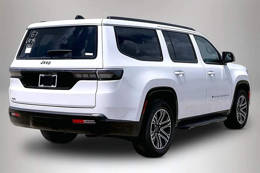 New 2026 Jeep Grand Wagoneer 4D Sport Utility