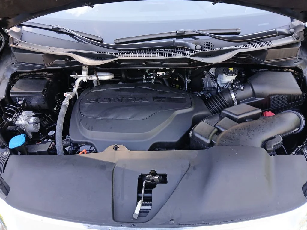 Used 2023  Honda Touring image 33