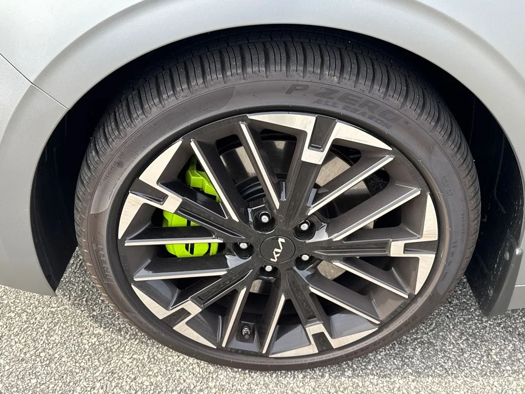 2026 Kia K5 GT - Photo 11