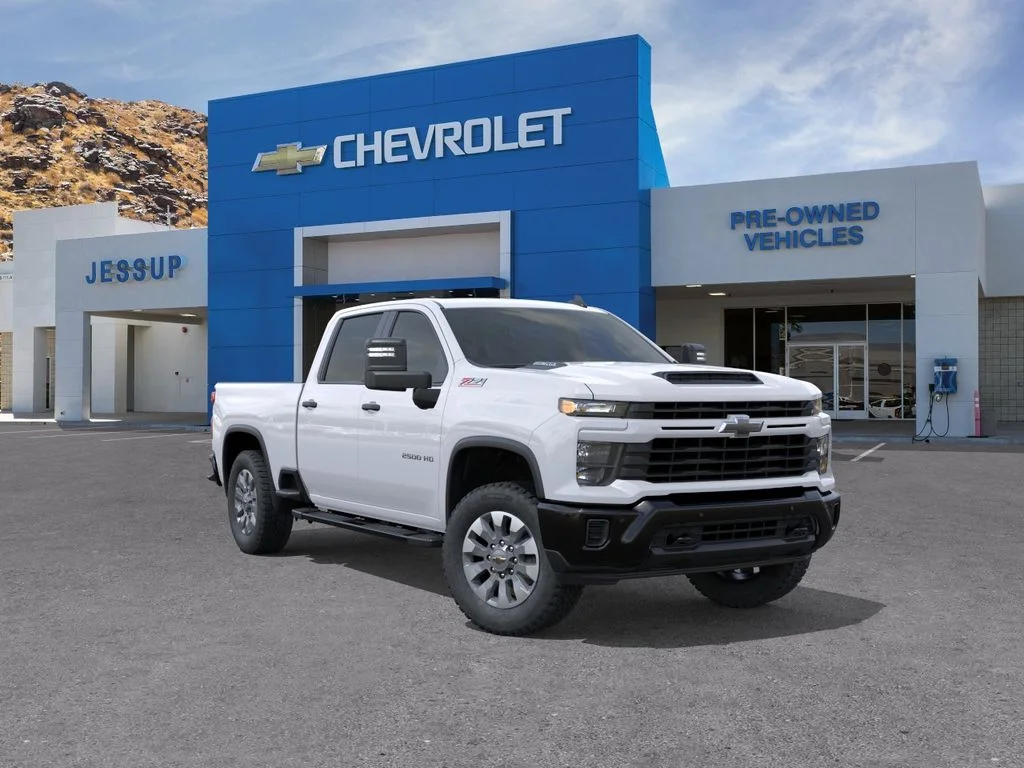 2026 Chevrolet Silverado HD Custom 4WD Crew Cab Standard Box's photo