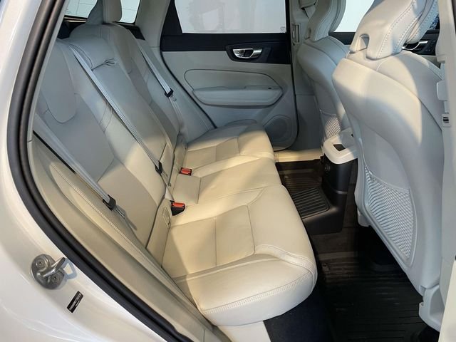 2026 Volvo XC60 Ultra - Photo 21