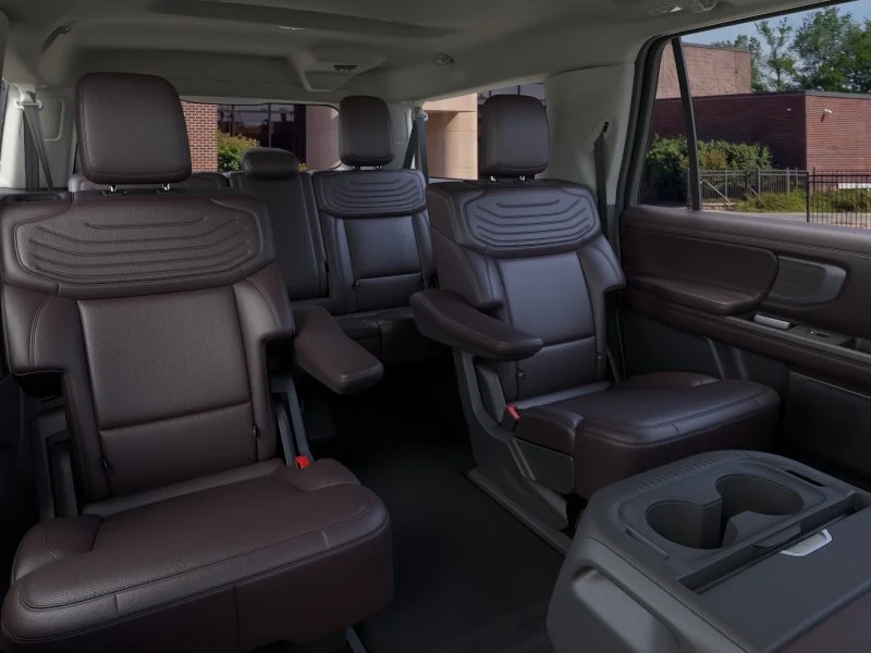 New 2026 Star White Metallic Tri-Coat Ford MAX Platinum® image 45