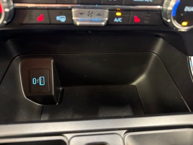 Used 2023 White Ford XLT image 22