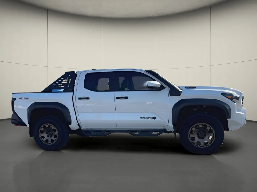 Used 2026 White Toyota Trailhunter image 9