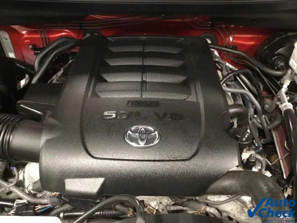 Used 2014 Red Toyota SR5 image 45