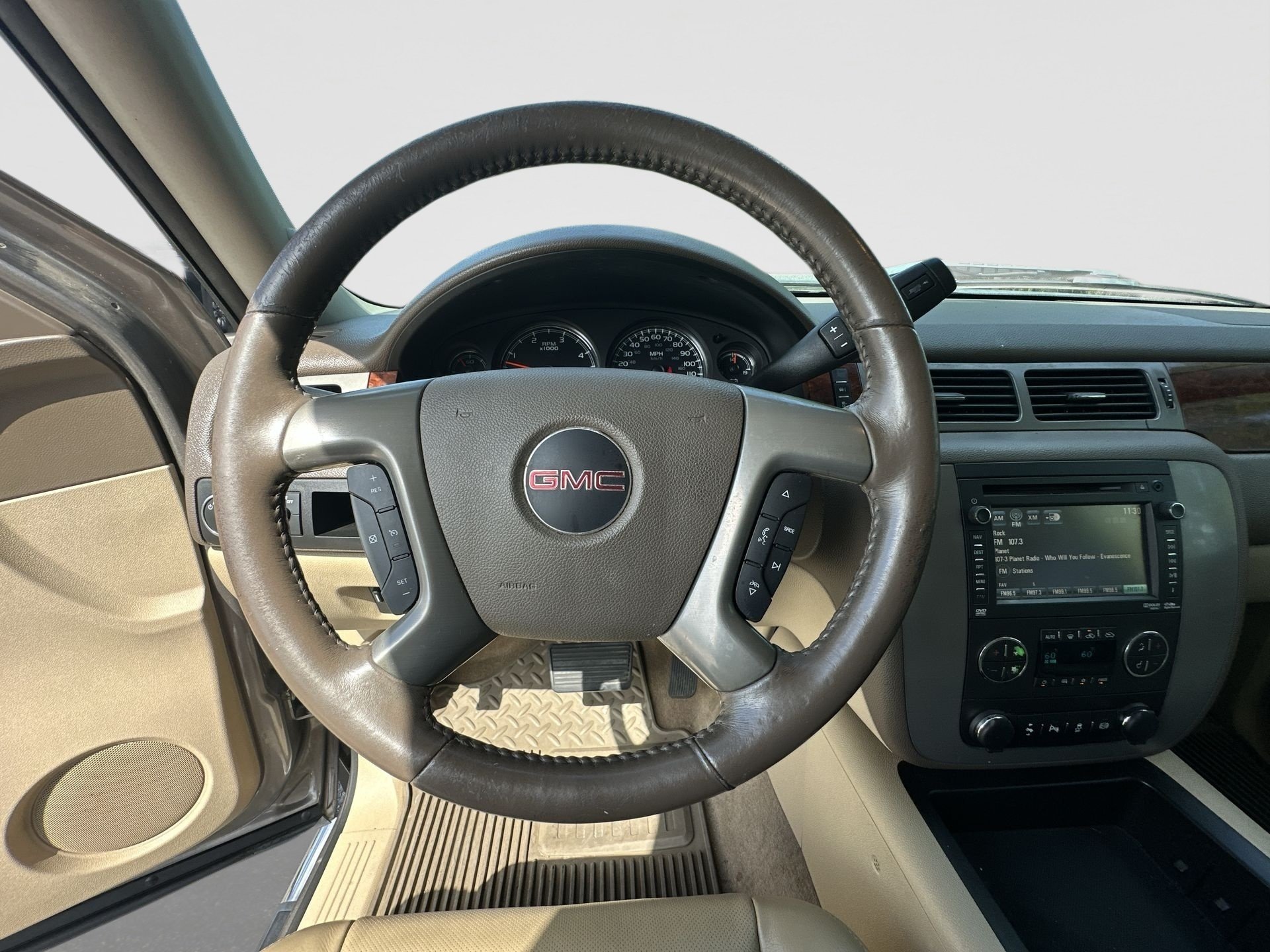 Used 2013 MOCHA STEEL METALLIC GMC SLT image 11