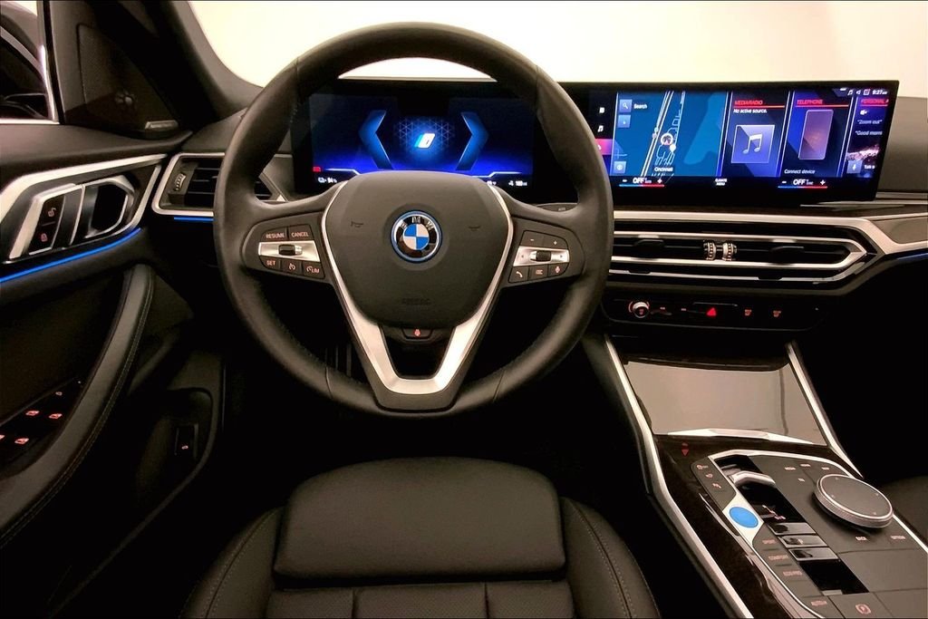 Used 2023 Black Sapphire Metallic BMW  image 4